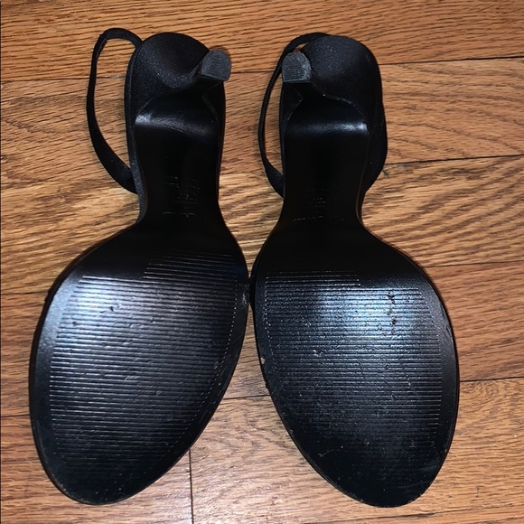 Shoes - Picture 3 of 5